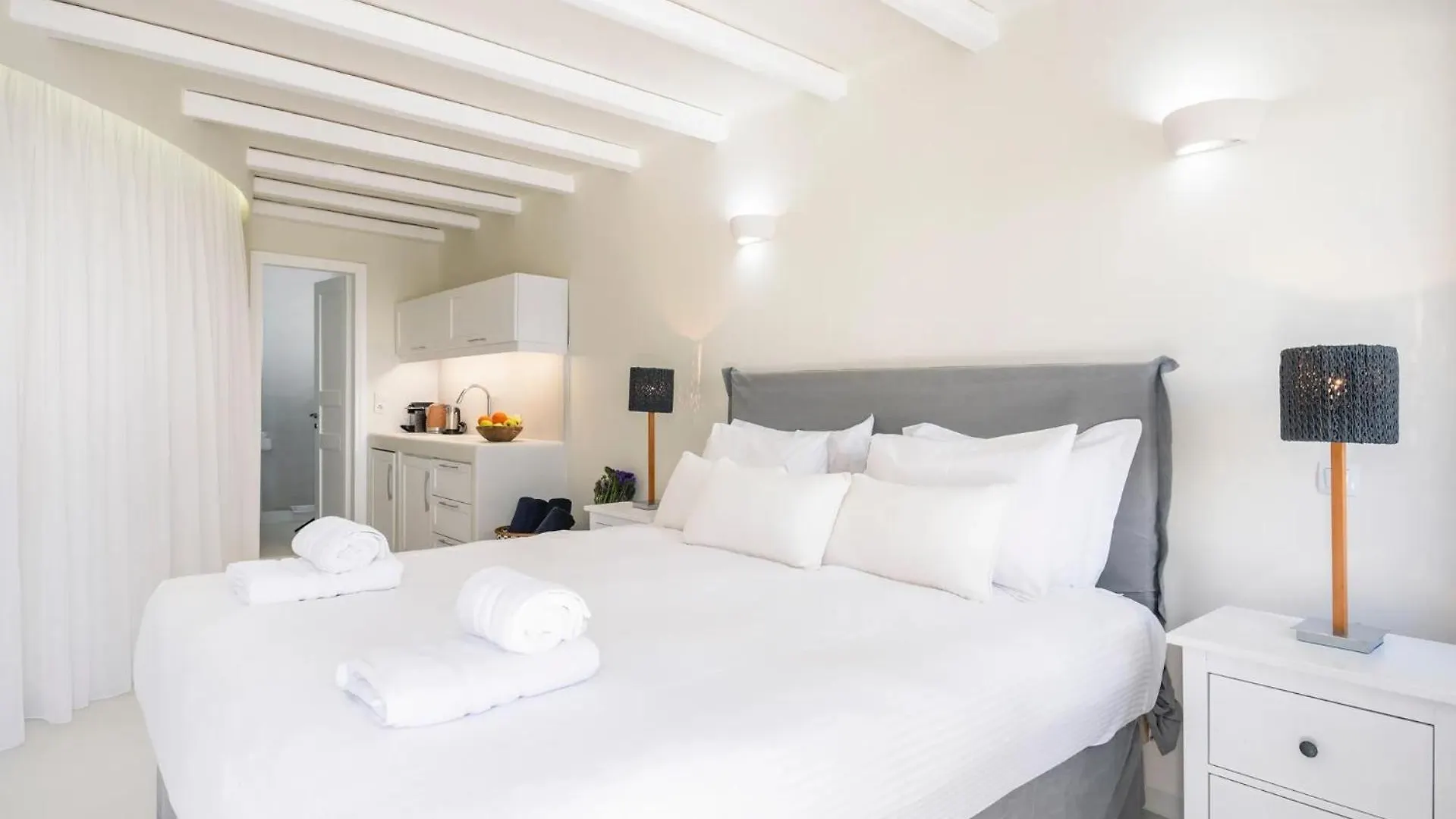 Zegna Pool Villa, Six Bedrooms Mykonos Town